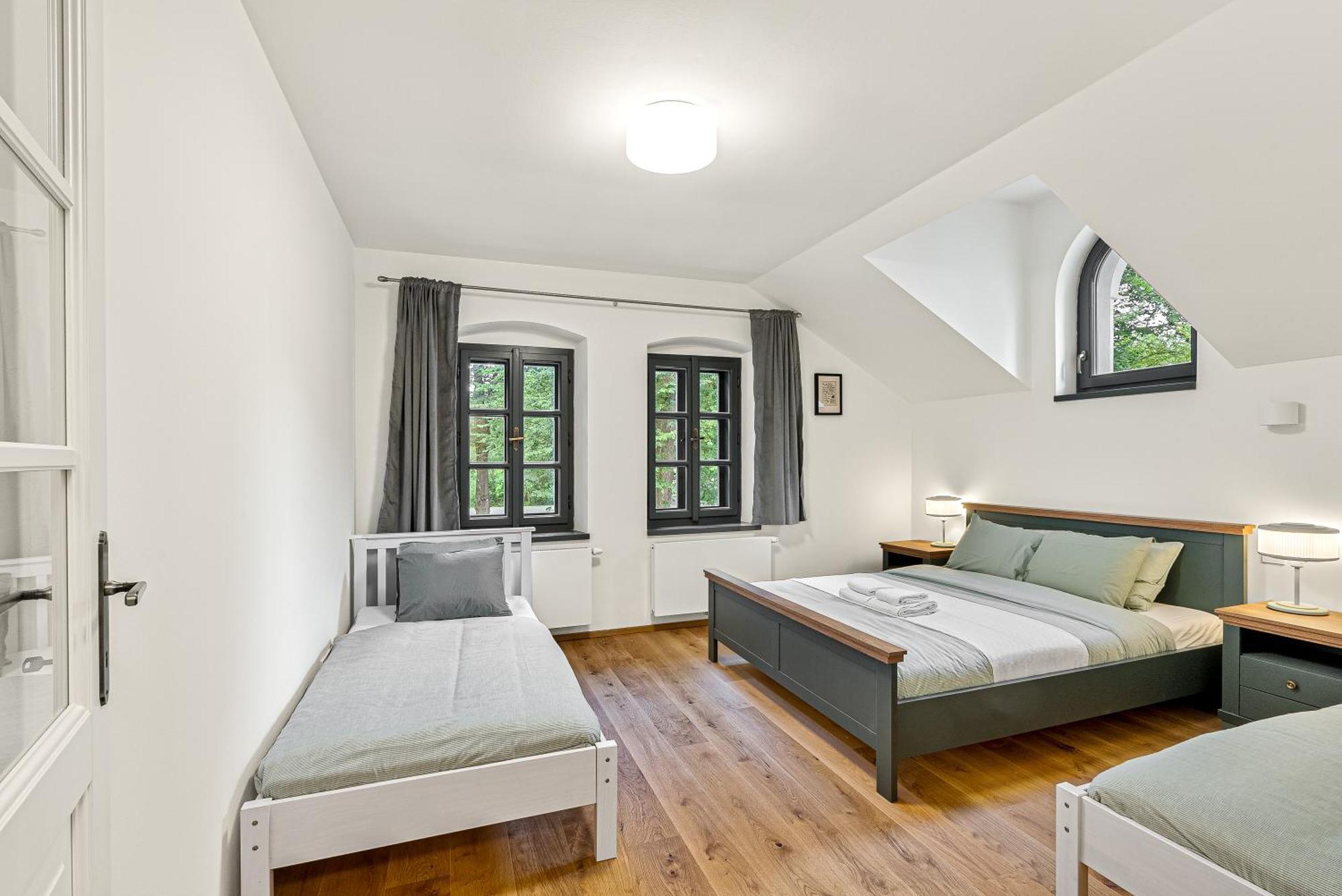 Hotel Vyletni Restaurace Rudolfov Jindřichŭv Hradec Esterno foto